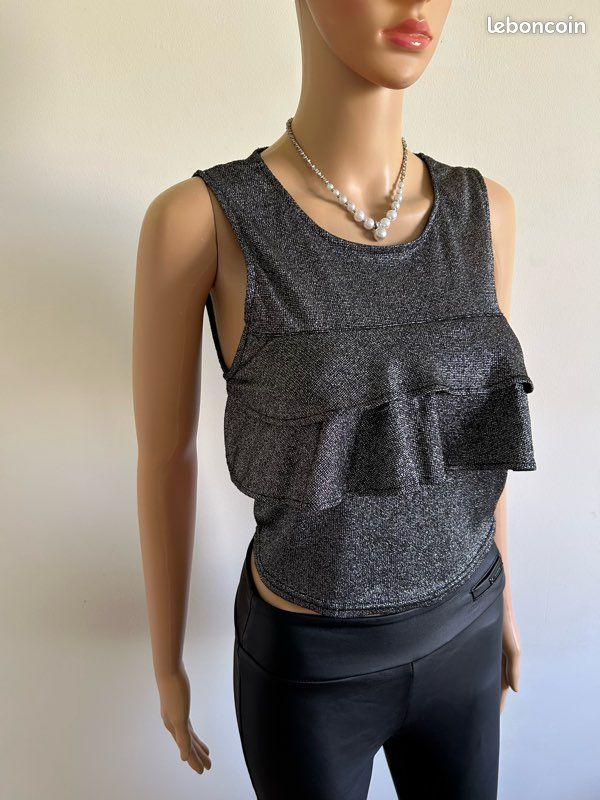 Haut court argenté pailleté sans manches Ardene taille L jamais