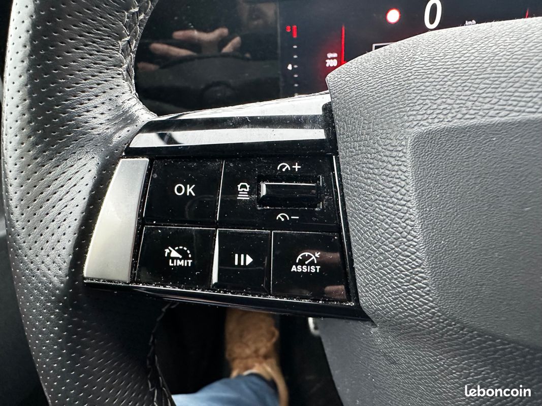 Opel astra 1.2 t 130 gs-line historique entretien complet / sieges chauffants / apple carplay / android auto (image 24)