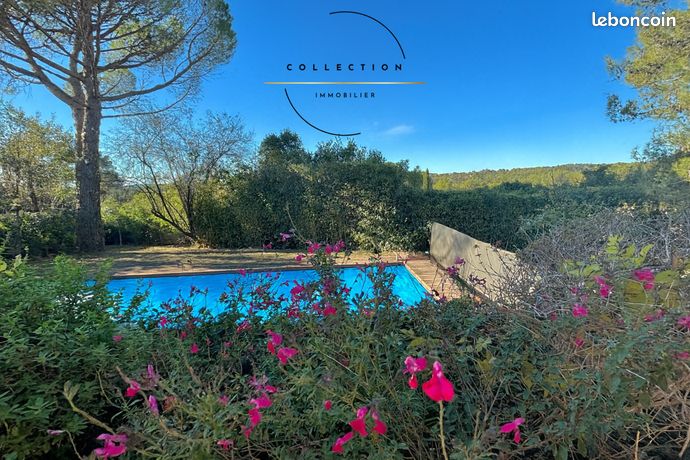 Villa 6 pièces 210 m² — 1