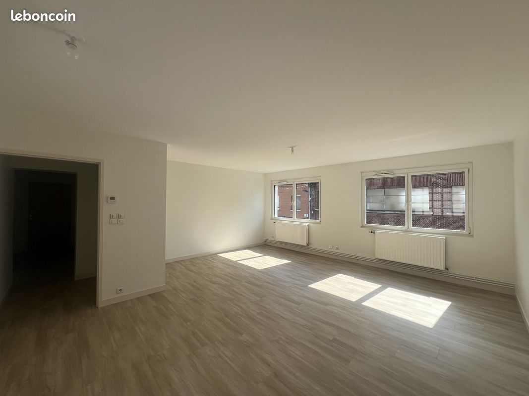 Appartement 4 pièces 99 m² · à Amiens · 99 m² · 900 €/mois