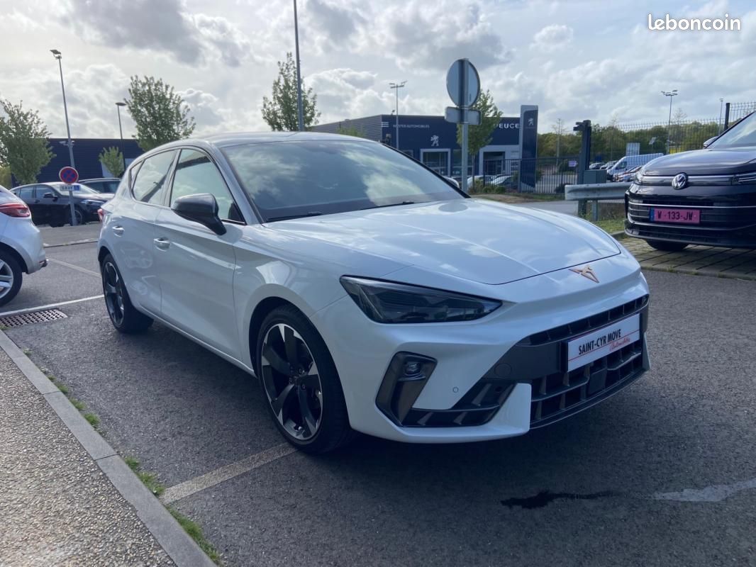 Cupra Leon 1.5 eTSI Hybrid 150 ch DSG7 V (image 3)