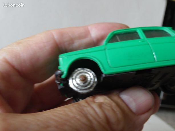 NOREV Ancien 1/43 FIAT 1100 D N*36 Couleur Vert avec boite
