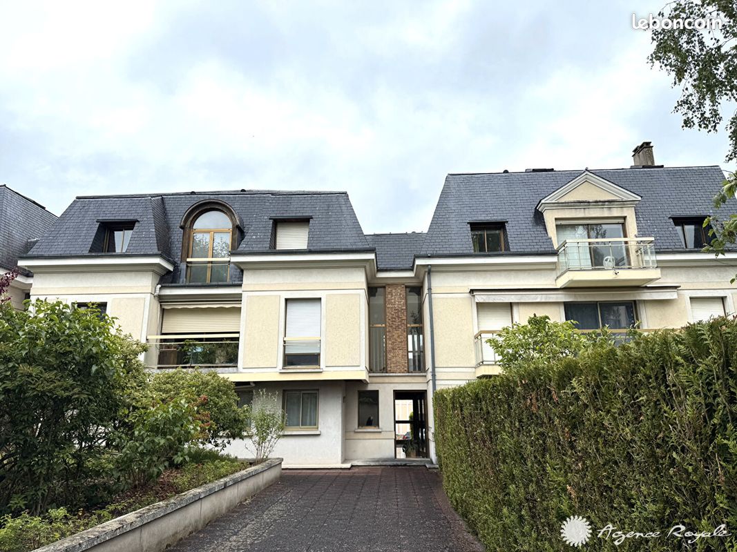 Appartement 2 pièces 34 m² · à Saint-Germain-en-Laye · 34 m² · 291 000 €