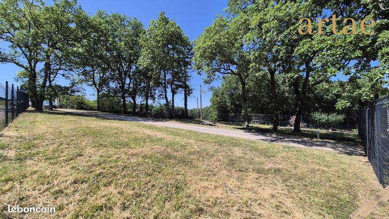 Terrain 900 m² Vacquiers