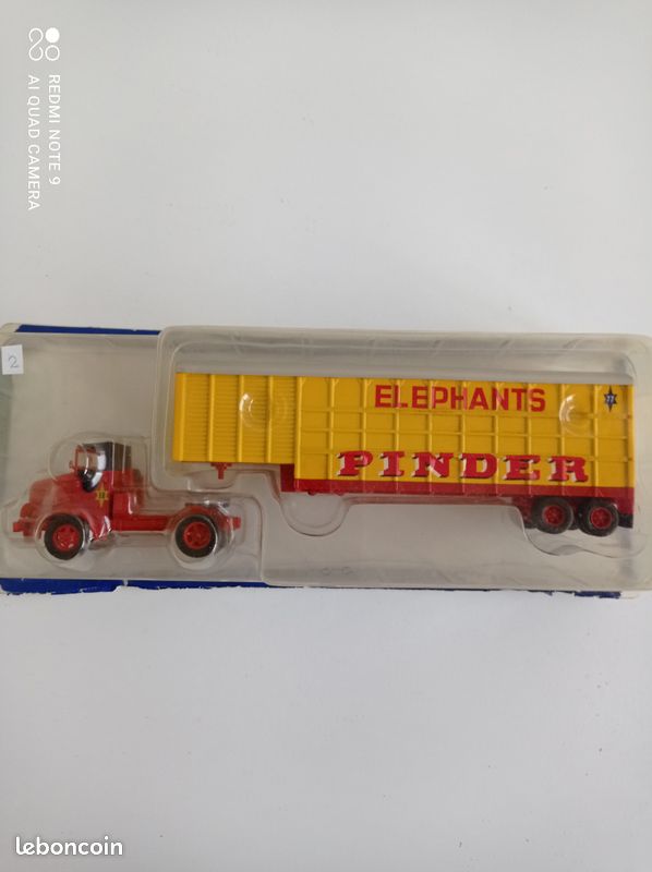 CAMION ALTAYA, CIRQUE Pinder, Camion tracteur marmon 1/64 avec 1 retro