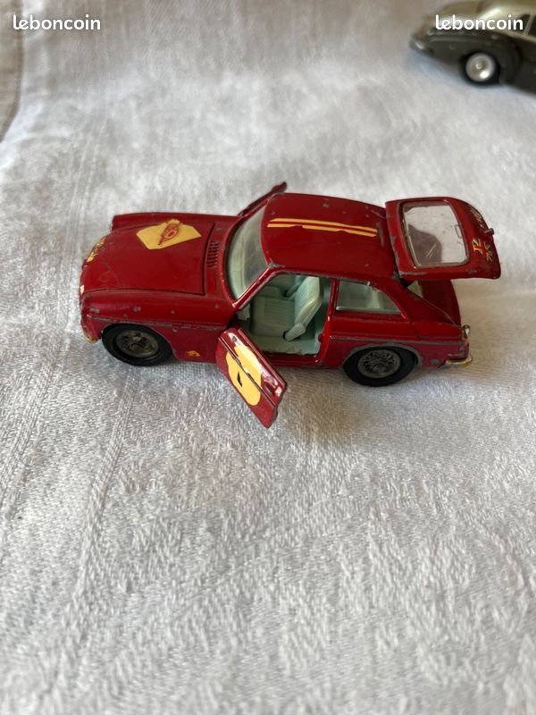 Corgi Toys MGB GT. Voiture miniature. Rallye de Monte-Carlo (image 4)