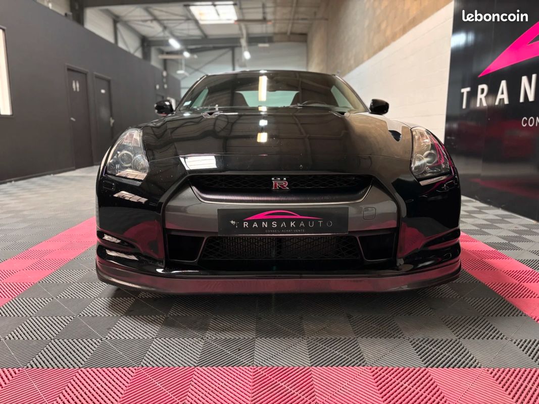 Nissan GT-R GT-R 3.8 V6 485 (image 3)