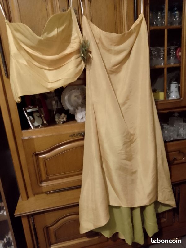 Ensemble fiesta acheter en Espagne jamais porté acheter 230 euros en boutique de mariée je le vend 100 euros (image 1)
