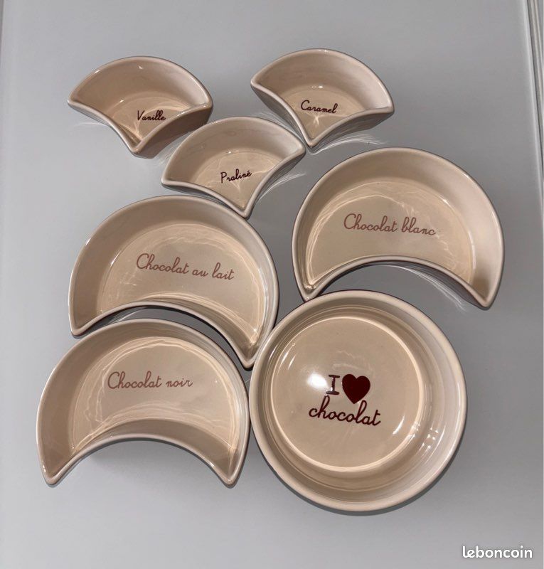 Service à Fondue Au Chocolat MIJOMA - Design Étoiles Dorées Céramique Élégante 13x10cm