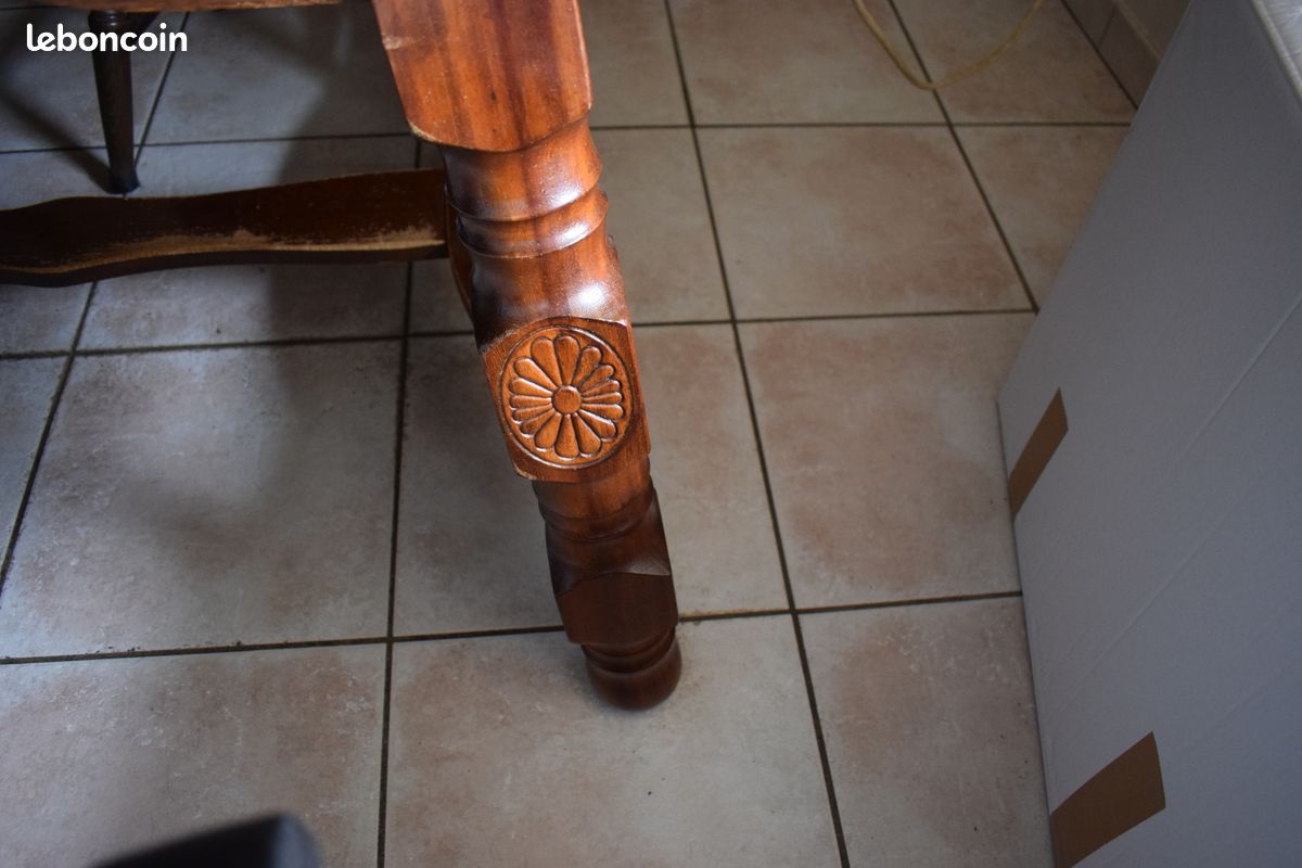 Table bois damier (image 2)