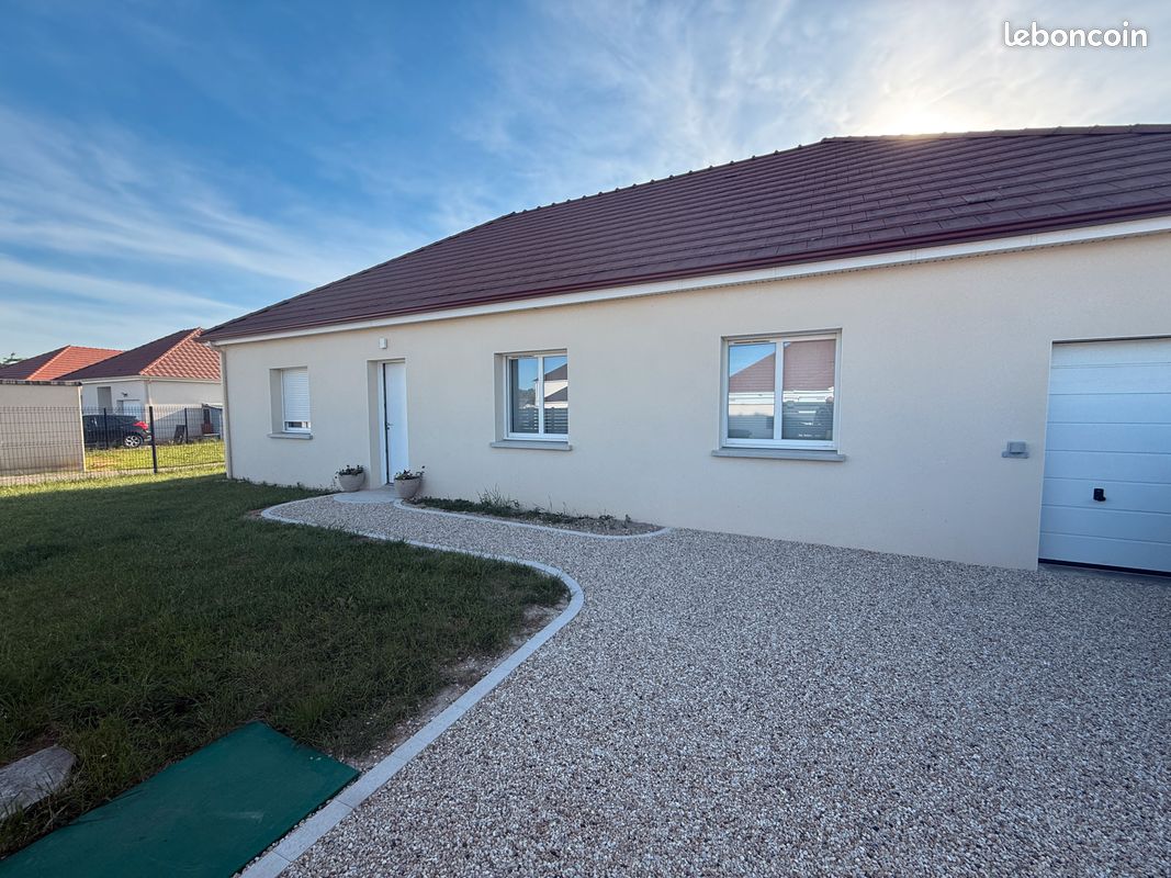 Maison 4 pièces 104 m² · à Bréviandes · 104 m² · 300 000 €