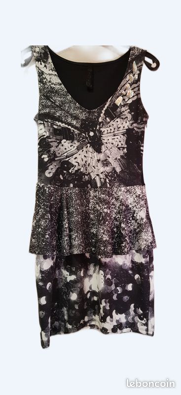 Robe Pull Desigual Taille S/36 - Multicouleur - Viscose - Occasion Très Bon état