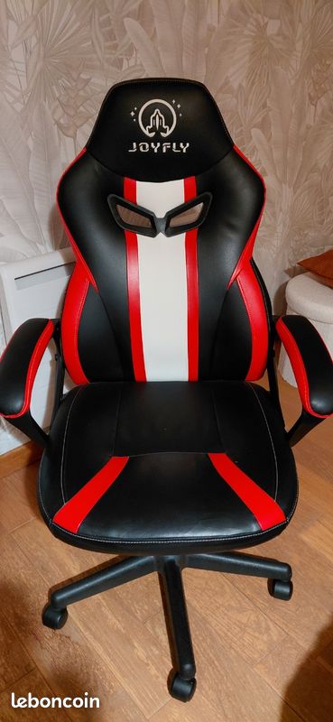 Fauteuil de gamer (image 1)