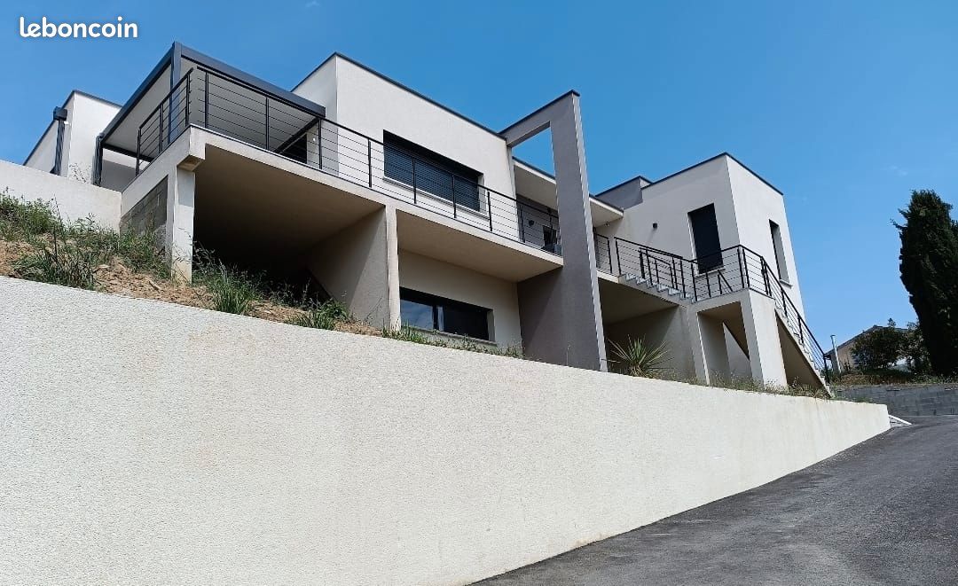 Maison 6 pièces 170 m² · à Geyssans · 170 m² · 1 200 000 €