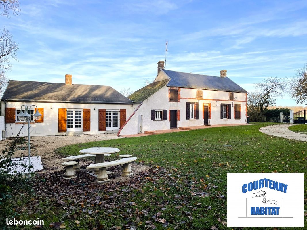 Maison 6 pièces 230 m² · à Chuelles · 230 m² · 199 000 €