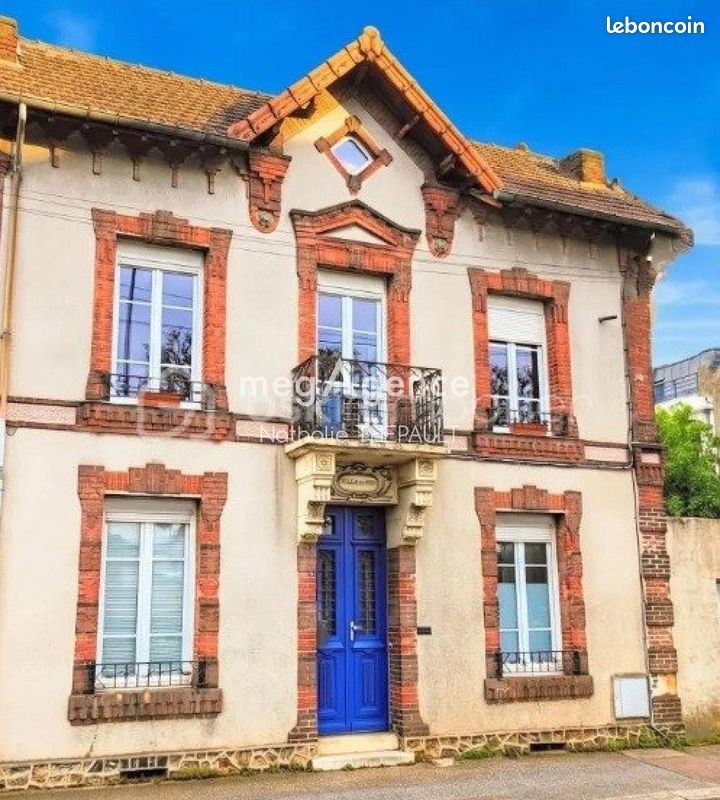 Maison 8 pièces 183 m² · à Mantes-la-Jolie · 183 m² · 370 000 €