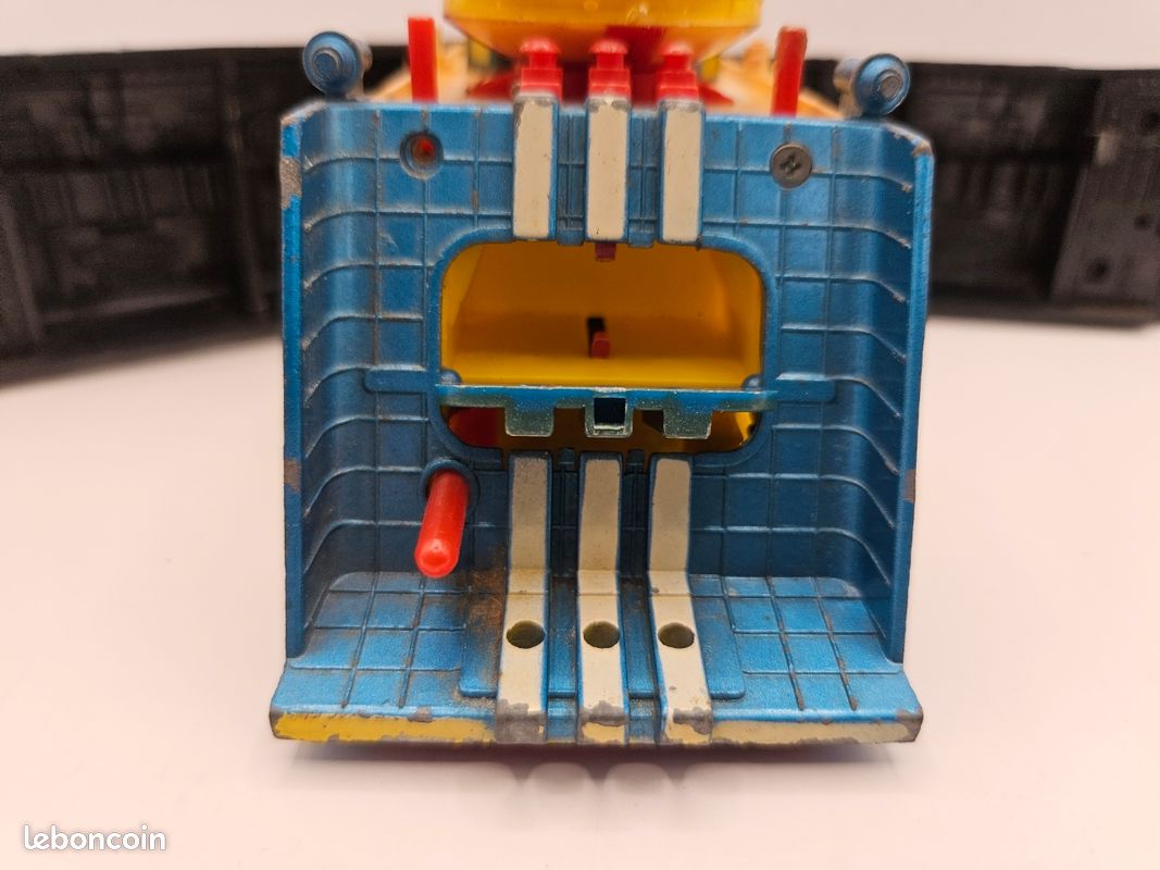 Goldorak Popy Grendizer PA-63 Base Spatiale Procyon – Figurine Vintage Die-cast 1977