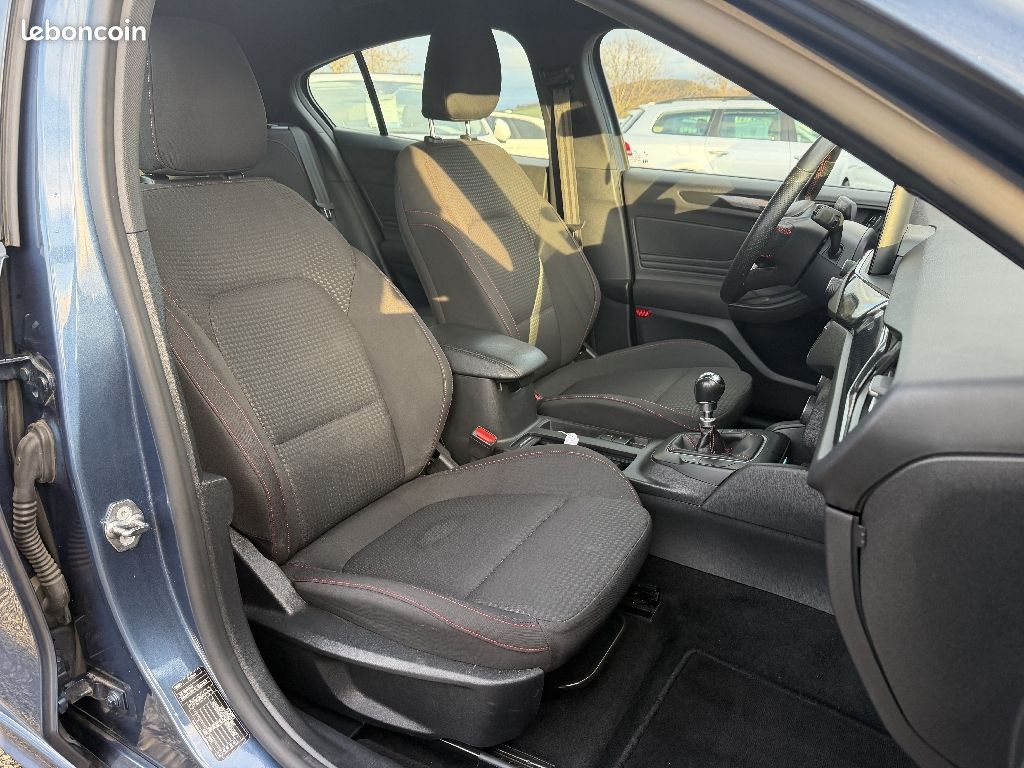 Ford Focus 1.5 EcoBlue 120 SetS ST Line (image 6)