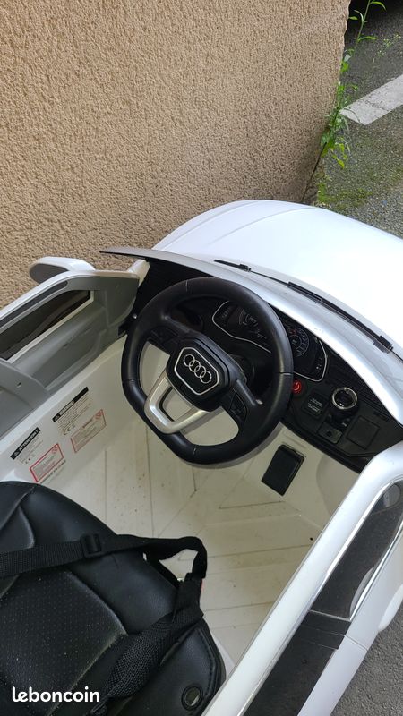 Voiture électrique pour enfant (image 5)