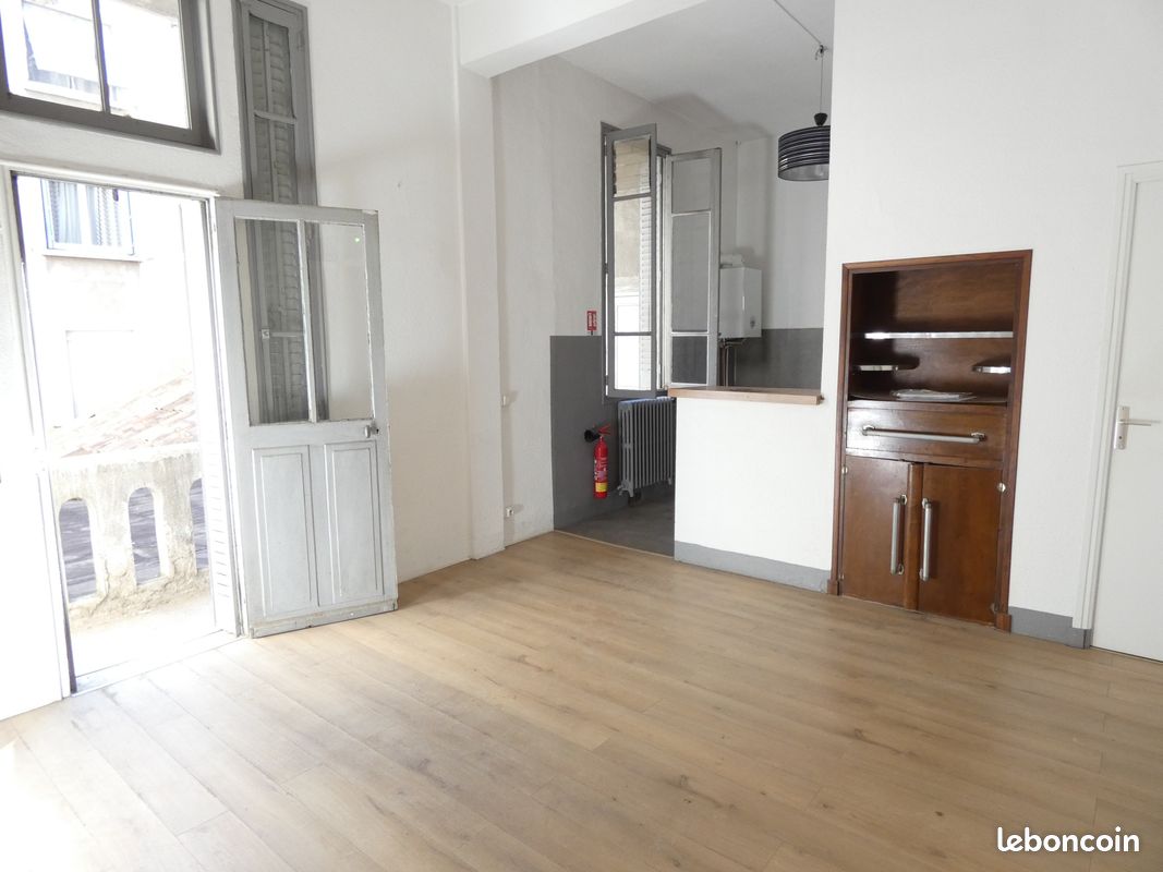 Appartement 4 pièces 109 m² · à Alès · 109 m² · 125 000 €