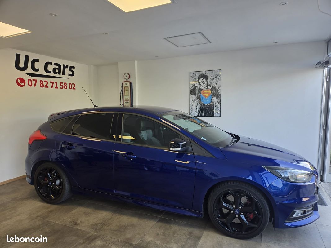 Ford focus st 2.0 tdci 185 ch ct a jour entretien a jour (image 4)