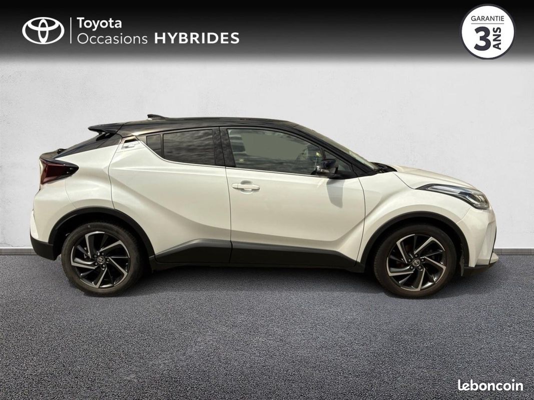 Toyota C-HR 2.0 Hybride 184ch Design Ultimate E-CVT (image 17)