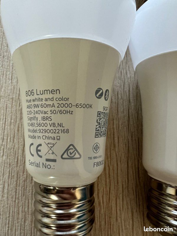 Ampoules Philips Hue white and color E27 connectées (image 1)