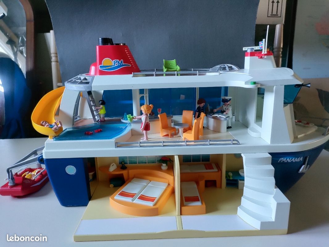 Bateau de croisière playmobil (image 1)