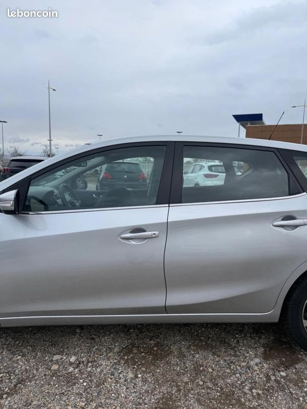 Nissan Pulsar 1.2 DIGT 115 ACENTA. / Véhicule révisée / 2clés / Bluetooth (image 13)