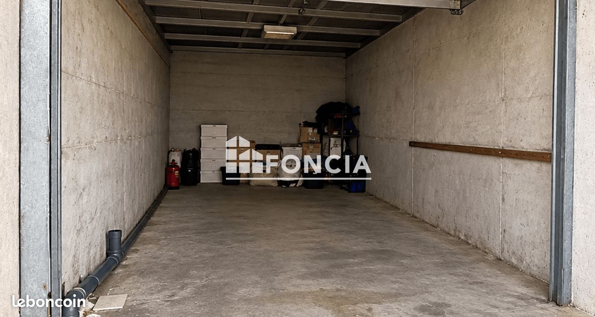 Parking 15 m² · à Marseille · 15 m² · 30 000 €