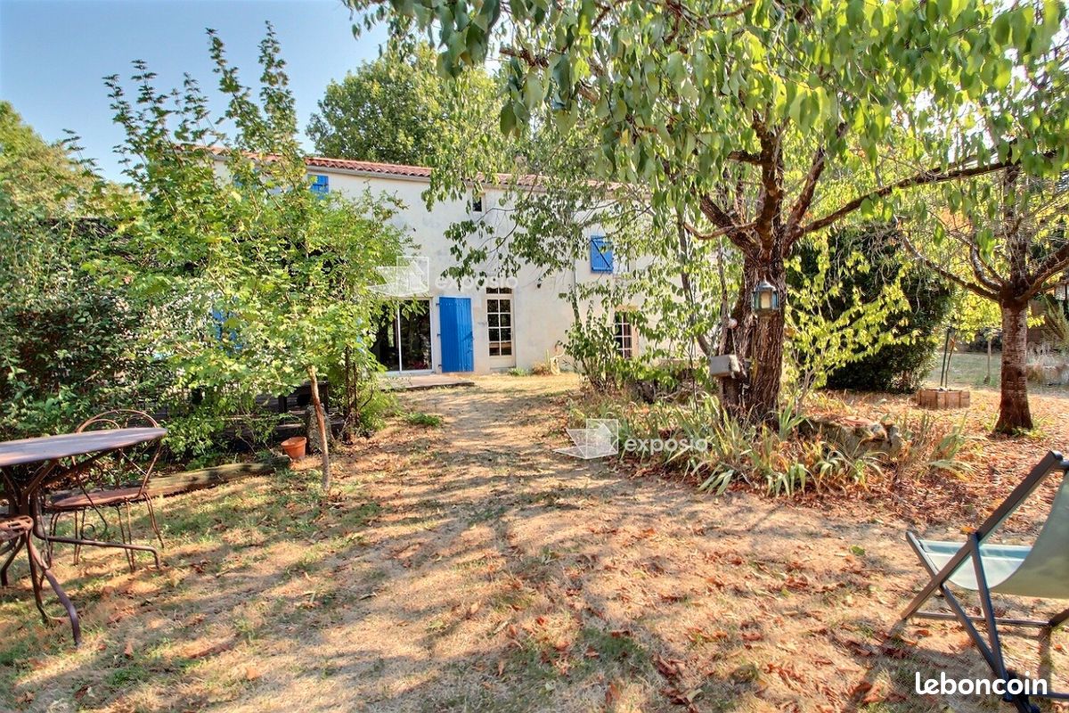 Maison 5 pièces 172 m² · à Rives-d'Autise · 172 m² · 215 120 €