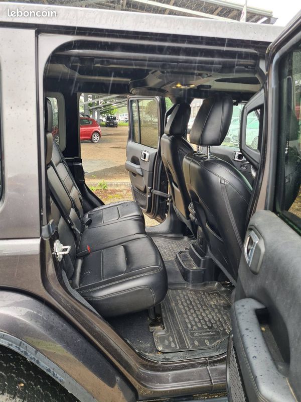 JEEP Wrangler Unlimited 2.2 l MultiJet AdBlue 200 ch 4x4 BVA8 Night Eagle (image 26)