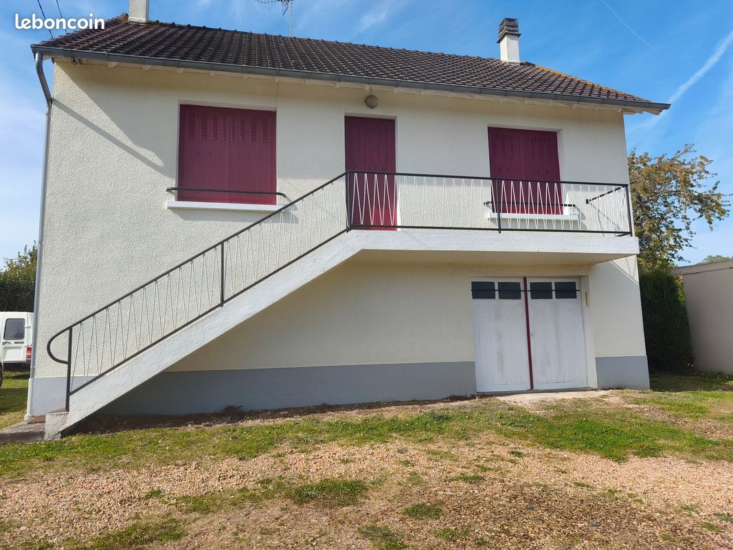 Maison 3 pièces 57 m² · à Fréteval · 57 m² · 100 000 €