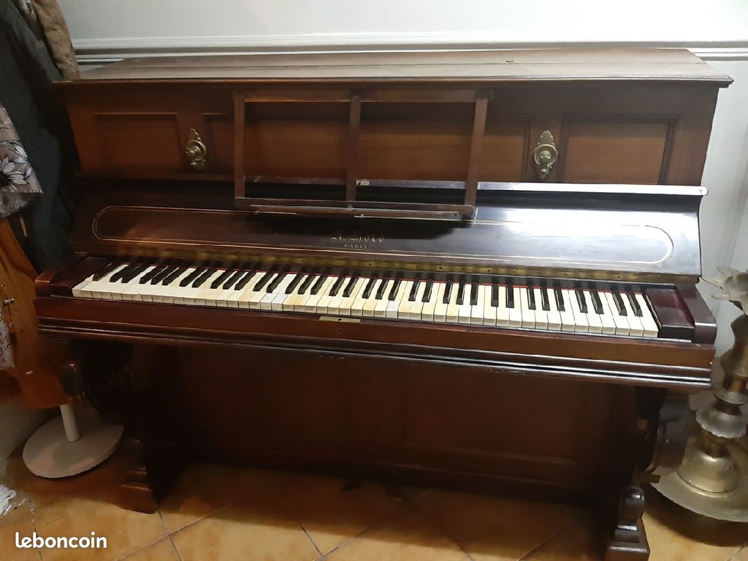 Piano (image 6)