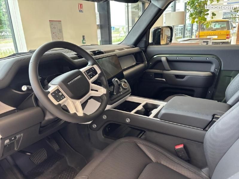 Land-rover Defender 90 3.0 D200 Hard Top S (image 13)
