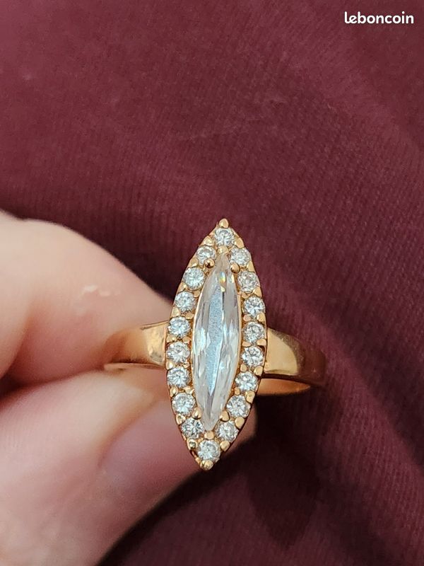 Bague Ancienne Style Marquise Plaquée Or Avec Zirconium - Taille 55 - Occasion