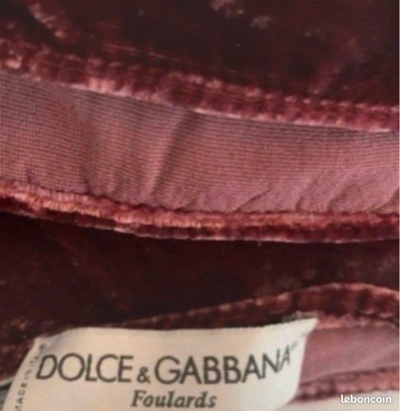 Écharpe En Soie DOLCE & GABBANA - Dimensions 70x180 Cm - Motif Floral Vert - Occasion Parfait État
