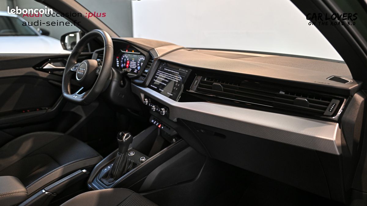 AUDI A1 Sportback 35 TFSI 150 ch S tronic 7 S Line (image 10)