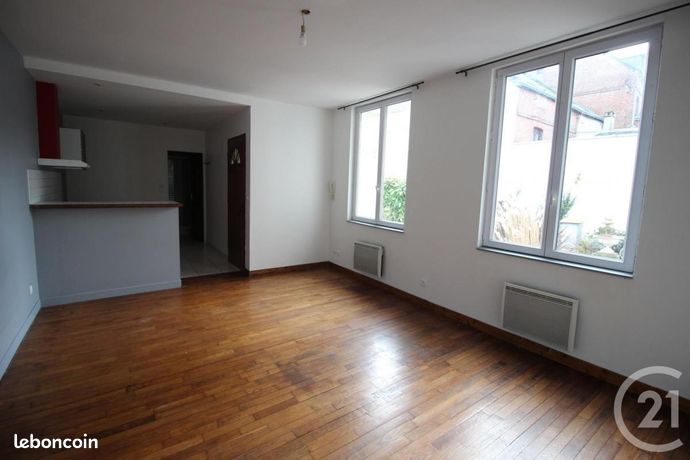 Studio 1 pièce 30 m²