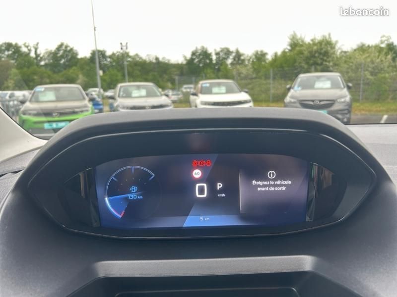 Peugeot Partner M Diesel 130ch automatique (image 18)