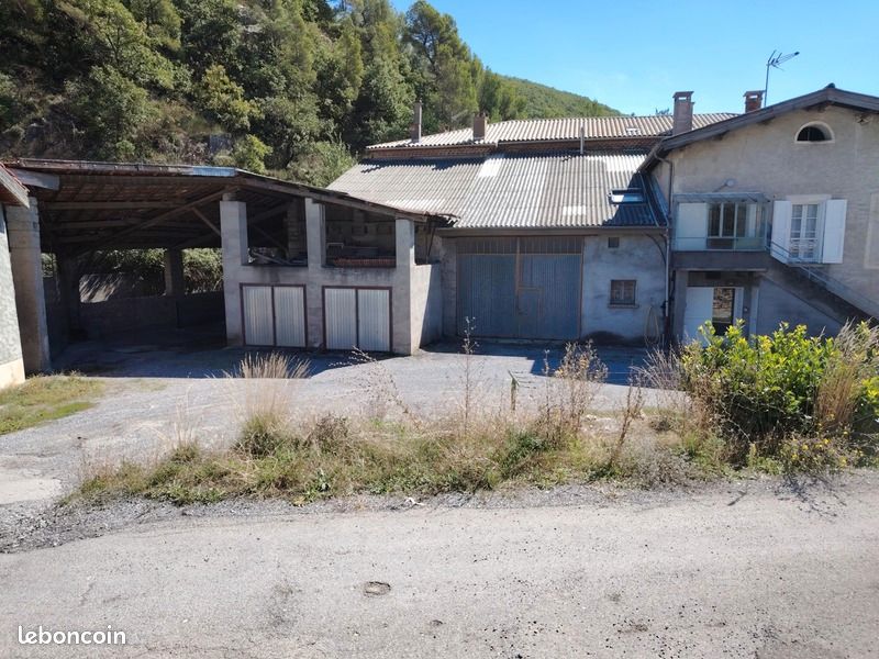 Propriété 5 pièces 158 m² (image 18)