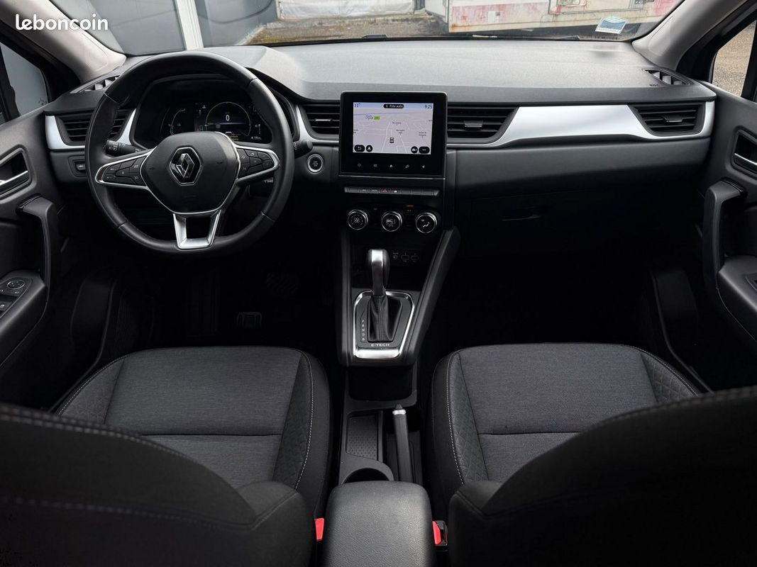 Renault CAPTUR II 1.6 E-TECH HYBRIDE 145CH EVOLUTION (image 9)