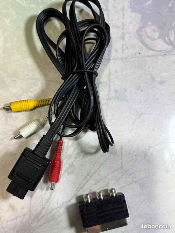 Câble AV pour PlayStation 1 (image 1)