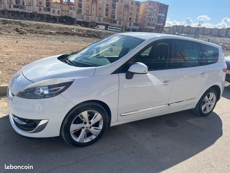 Renault Scénic 3 (2) 1.5 dCi 110 Écho – 7 Places – Gros entretien récent (image 3)