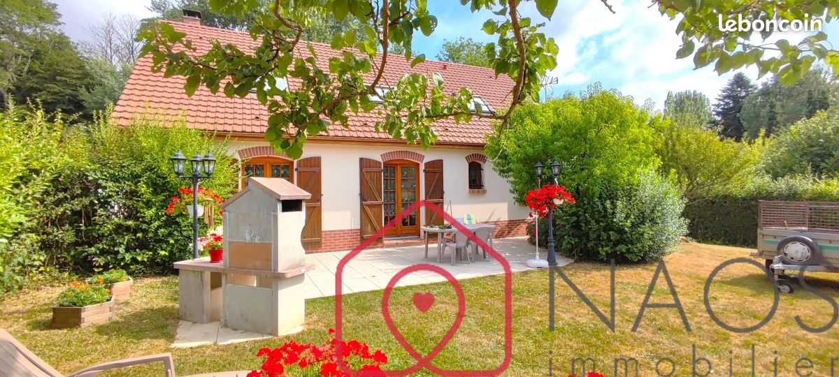 Maison 8 pièces 135 m² · à Quincampoix · 135 m² · 357 800 €