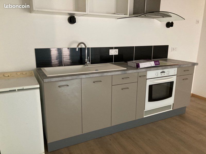 Appartement 1 pièce 30 m² · à Pont-de-Roide-Vermondans · 30 m² · 400 €