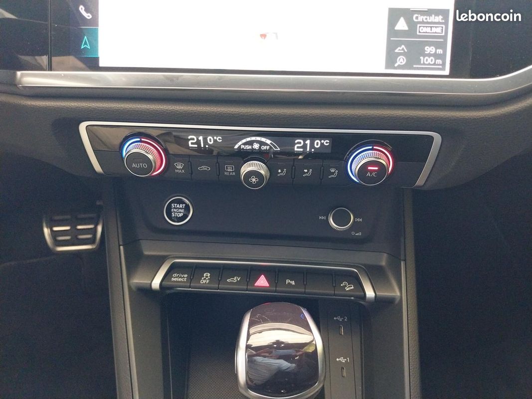 AUDI Q3 45 TFSIe 245 ch S tronic 6 S line (image 17)