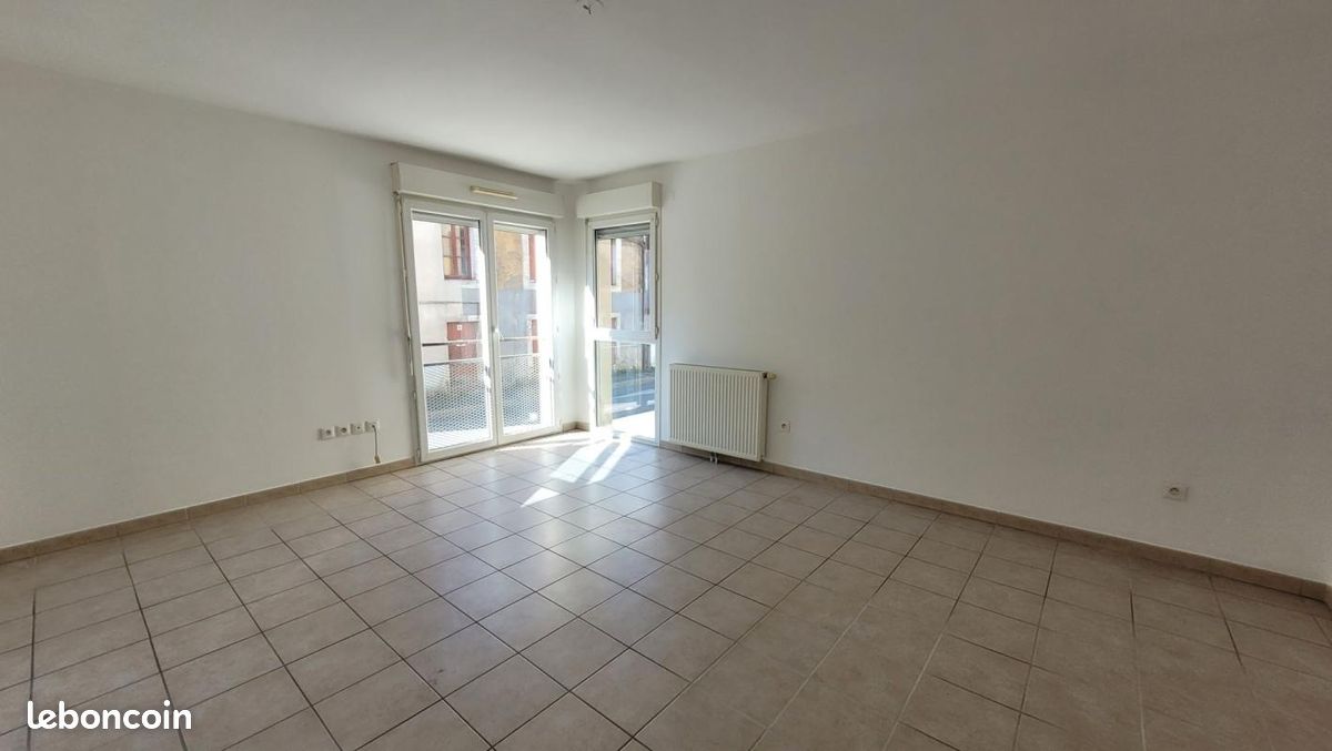 Appartement 3 pièces 68 m² · à Montluçon · 68 m² · 470 €/mois