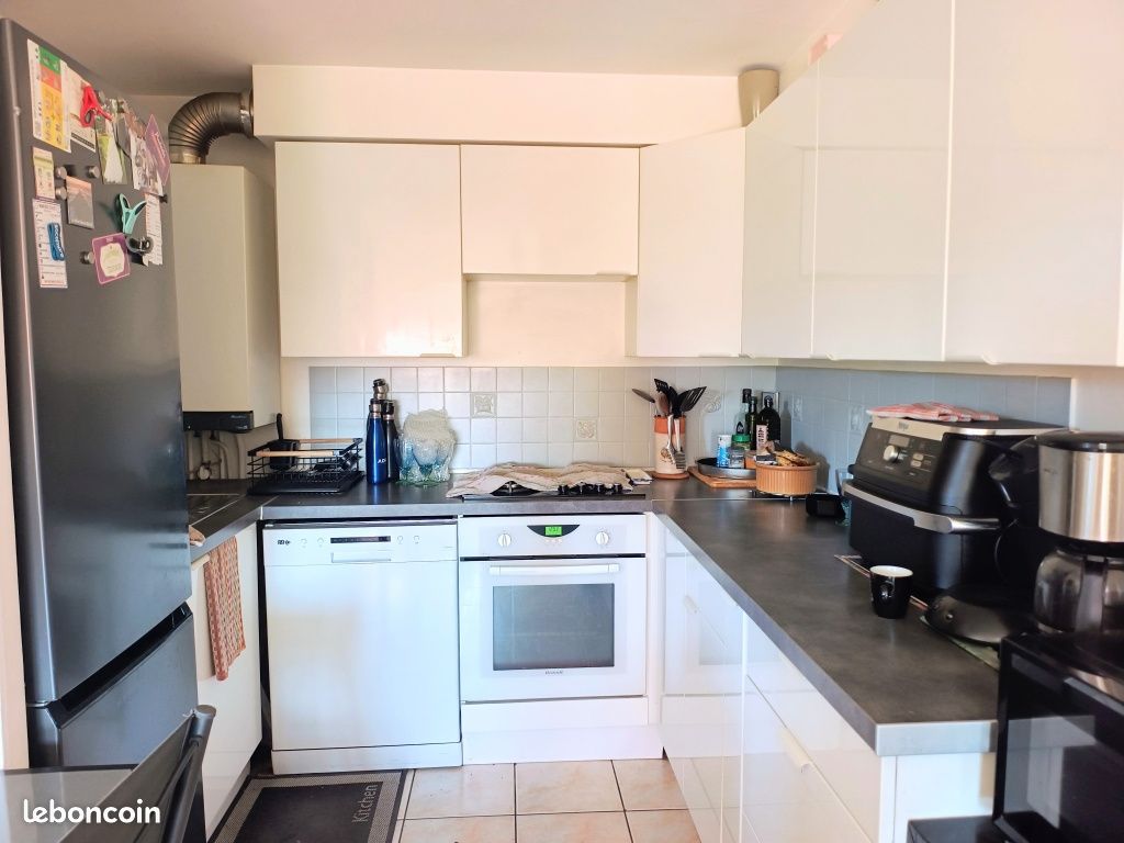 Appartement 2 pièces 50 m² · à Genas · 50 m² · 670 €/mois