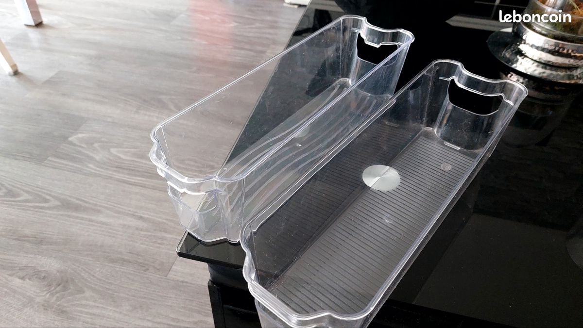 Lot de 2 bacs pvc longueur 37 cms , largeur 11 cms et hauteur 9,6 cms Très solide et Transparents idéal rangements (image 2)